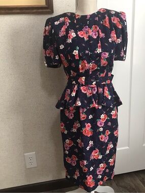 Petites for Maggy Floral Peplum Midi Top/Skirt Navy Pink Roses Vintage Sz 4P